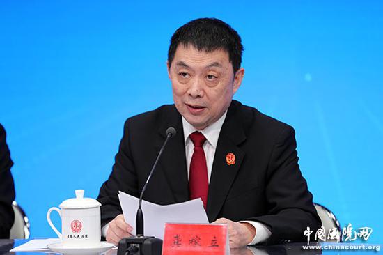 广东省高级人民法院院长龚稼立
