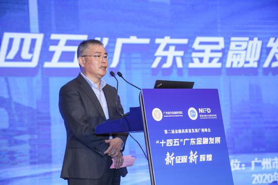 国家金融与发展实验室理事长、 广州金羊金融研究院学术委员会主任 李扬