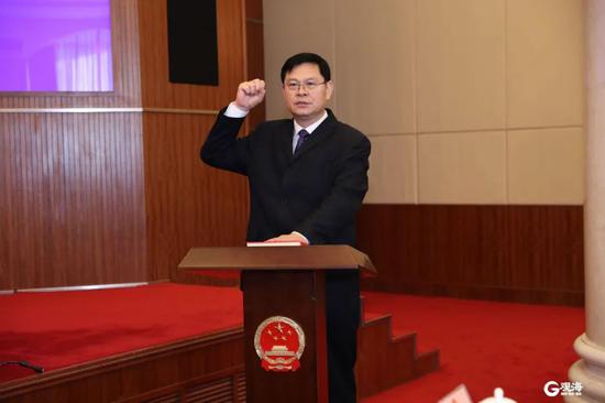 赵豪志任青岛市人民政府代理市长