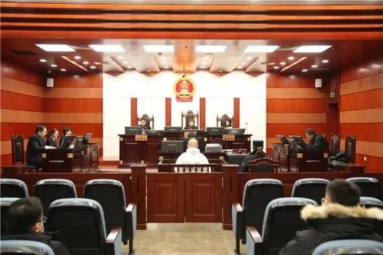 震惊金融圈！创纪录受贿2.29亿 一银监局前官员受审