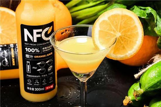某饮品企业推出的NFC果汁产品
