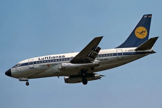 1968年2月，汉莎航空的737-100。/wiki-Steve Fitzgerald