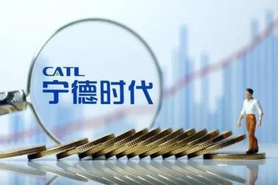 “中创新航虎口夺食：“宁王”挥舞专利大棒