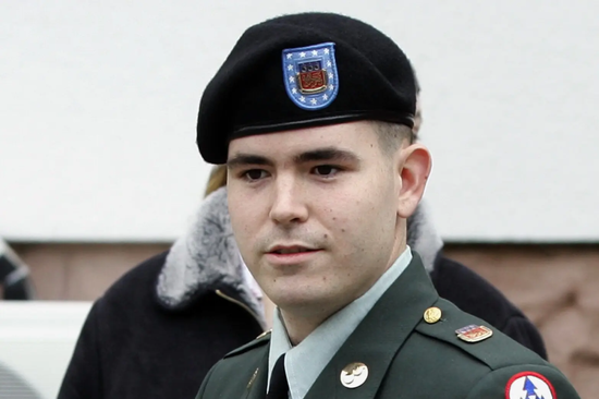 Blake Lemoine served in the U.S. Army.