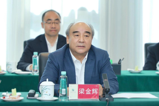 习酒集团与古井集团交流座谈,梁金辉:习酒为中国酱酒发展作出了很大