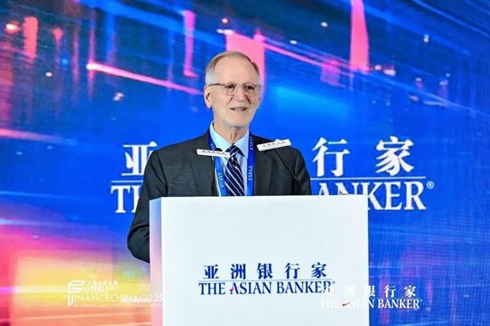 美利坚大学国际服务学院教授、原世界贸易组织首席经济学家 Robert Koopman