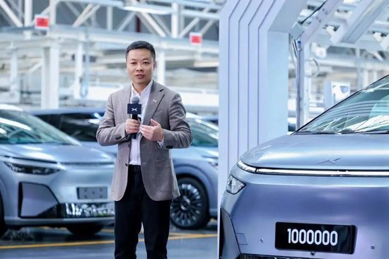 图源：21世纪经济报道  小鹏及小鹏X9 