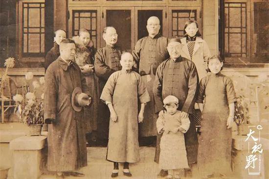 浦东四子：穆藕初、黄炎培、张闻天、傅雷