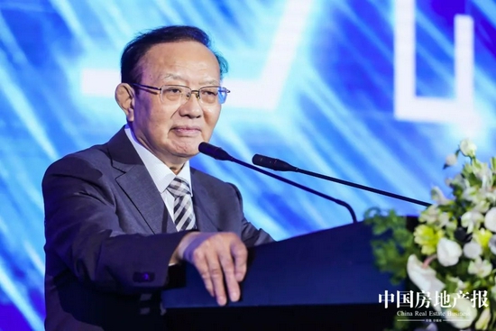 GDP各行业_万亿GDP城市上半年财政收入盘点:沪京深规模领先,长沙、杭州增速...(2)