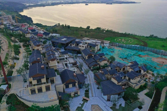 昆明滇池长腰山整改3个月调查:大多楼盘停工个别项目