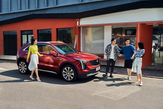 新款凯迪拉克XT4上市 售26.17-35.47万元