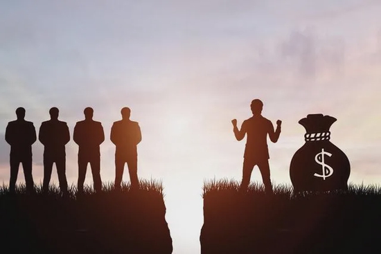 “上市公司巨额分红，可能掩盖了哪些问题？