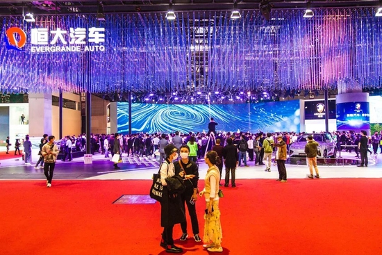 2021年上海车展上的恒大汽车展台 图源/视觉中国