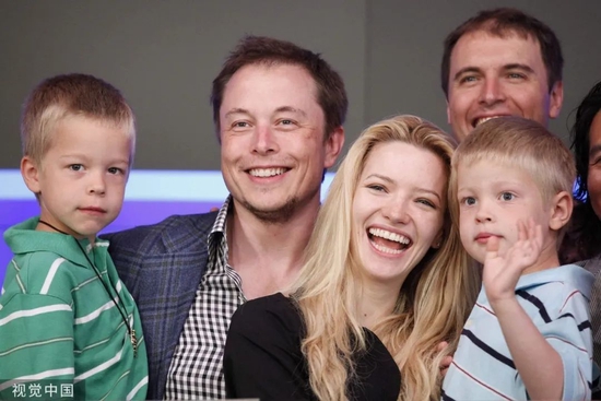 On June 29, 2010, Tesla completed its IPO listing on Nasdaq. Musk appeared on the scene with his fiancee Tallulah Riley and twin sons.