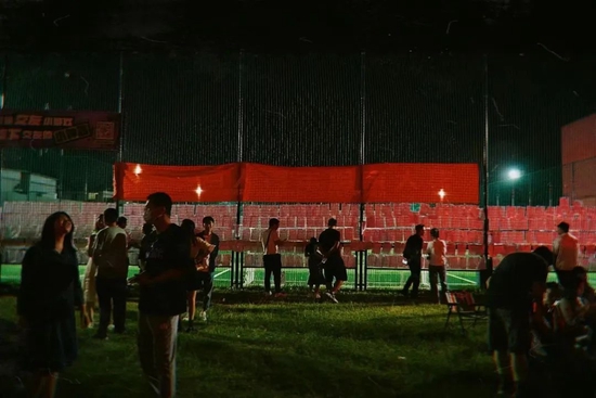 青年相亲集市 　　图源：&nbsp;大超说媒