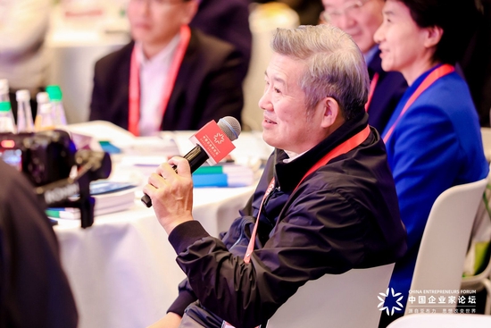 重新创业会怎么做？陈东升：坚持主业和专业，两耳不闻窗外事，一心写好泰康书