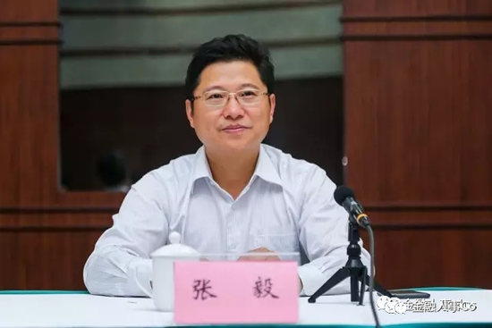 两大行副行长同日官宣辞任 张毅或将赴任中行接替王纬