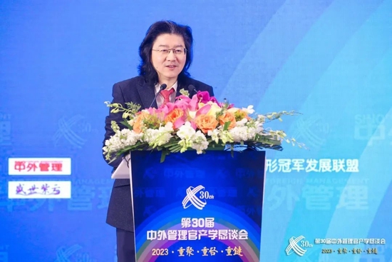 杨光：放长远，看大局，没有什么困难，能阻挡我们前进的步伐！