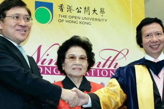 　邝肖卿与俩儿子