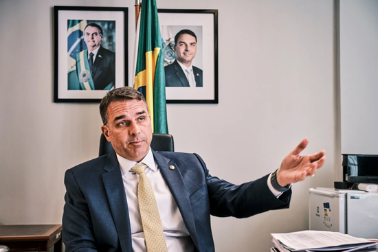 和讯新闻:伊藤洋华堂回收-突发，黑天鹅！股汇双杀！