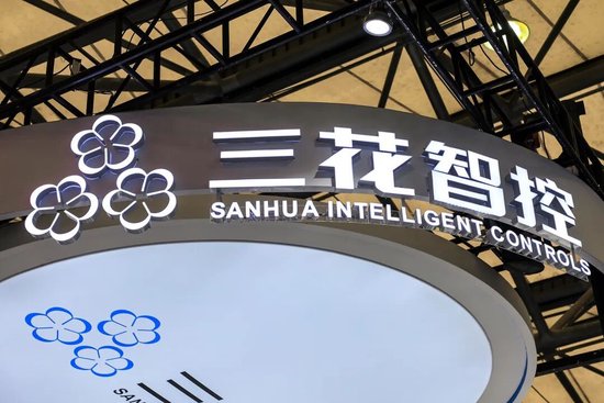 三花智控市值2200亿，乡镇小工厂厂长如何变身绍兴首富？