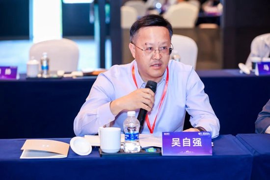 中华财险副总裁 吴自强