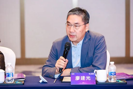 北京保险服务中心副董事长兼总裁 廖建光