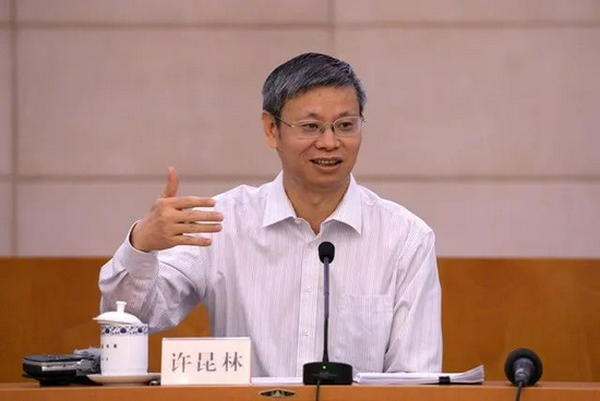 许昆林任江苏省代省长