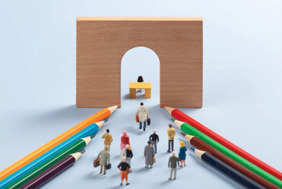 “粉笔科技烧钱夺市场 不到两年巨亏超过11亿