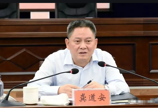 上海公安局长被查 引政法系统大震荡：打虎开始向警界挥拳？