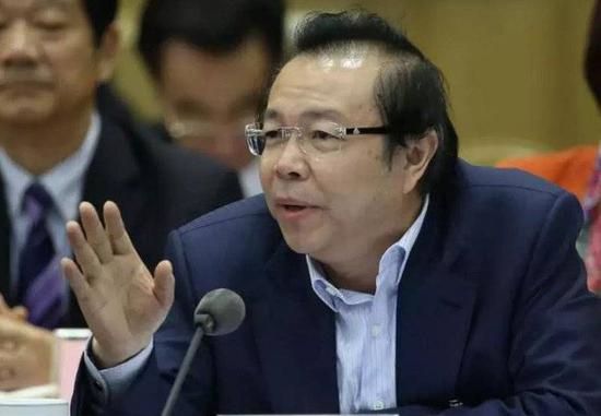 华融资产董事长_华融董事长赖小民情人(2)