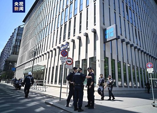 原油减产协议艰难达成！“大哥”沙特额外日减产100万桶！美油、布油大涨超2%