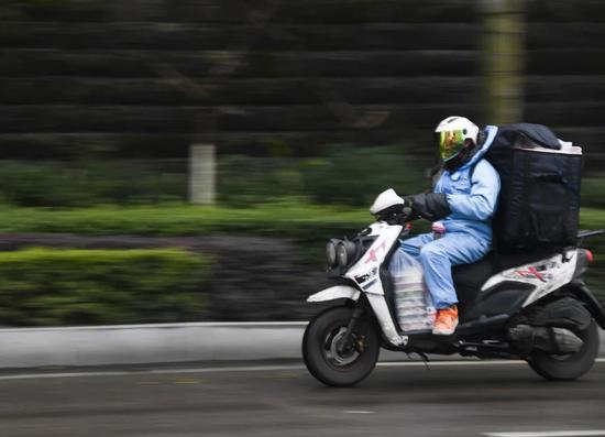 “平台劳工”已有7800万 平台方和社会管理者们应回归价值理性