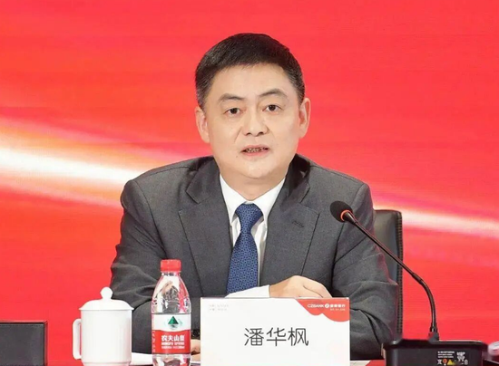 　图为潘华枫