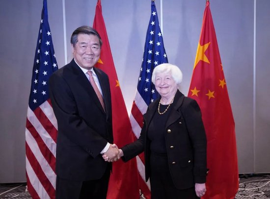 11月8日至12日，国务院副总理、中美经贸中方牵头人何立峰应邀访美，其间与美财长耶伦举行数次会谈。