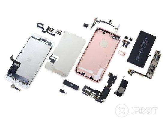 iPhone 7 Plus 拆解图（图片来源：iFixit）