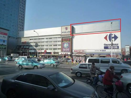 并且，家乐福的薪资在同行中已经不具优势。