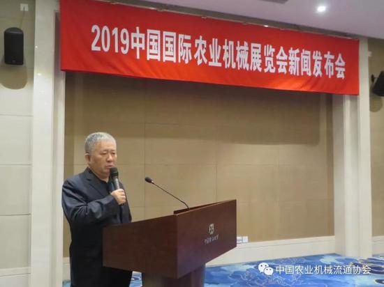  中国农业机械化协会副会长杨林