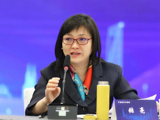 我国银行业协会副秘书长张亮掌管第一阶段会议