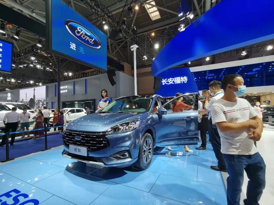 为了让重庆人掏钱买车 汽车厂商端出了火锅…