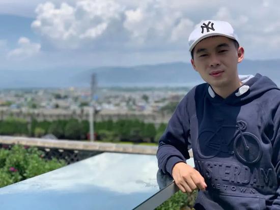 华中科技大学“天才少年”年薪201万元 可供深圳一套房首付