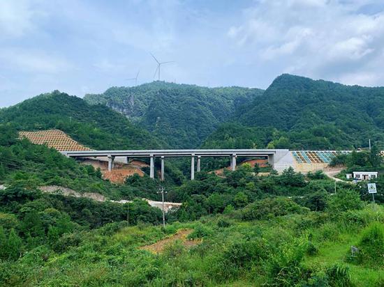 凯里市环北高速项目K35-K37段 吴起龙/摄