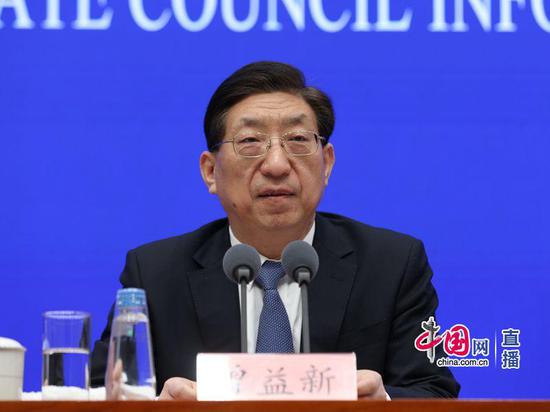 新冠疫苗成本谁付？普通人群何时接种？这场会