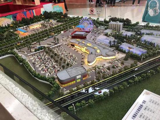 回乡见闻：高速公路服务区 竟成“网红打卡地”