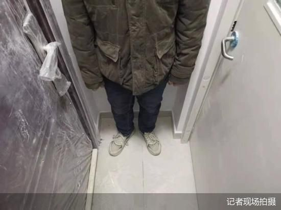 118平方米户型入户门及防火门间隔