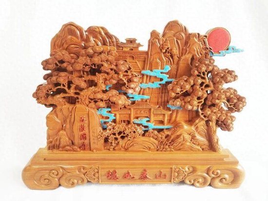 图8：肥城桃木工艺品