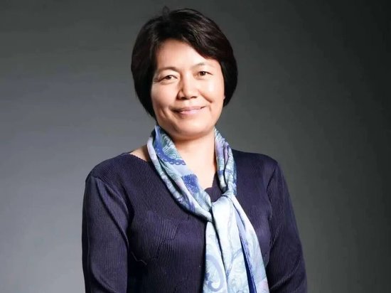 图片起首：中企图库