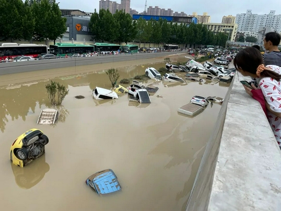 郑州洪灾照片图片