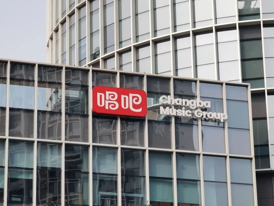 “唱吧，难以走出的“迷雾”