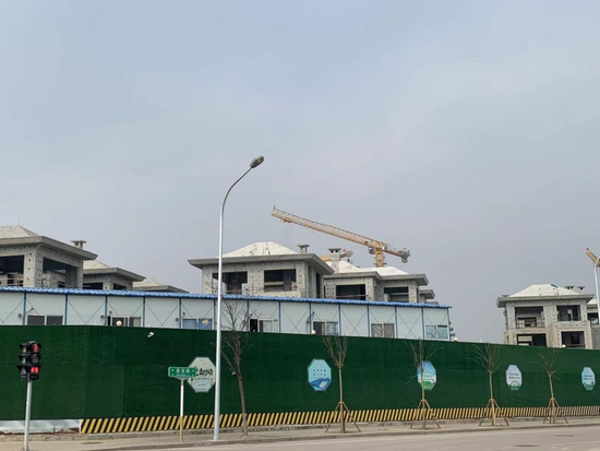 泰禾北京院子二期施工现场。田傲云/摄